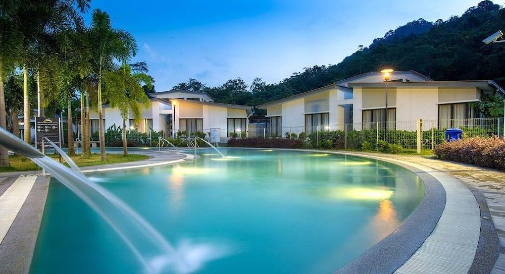Erya By Suria Hot Spring Bentong Hotel Buitenkant foto