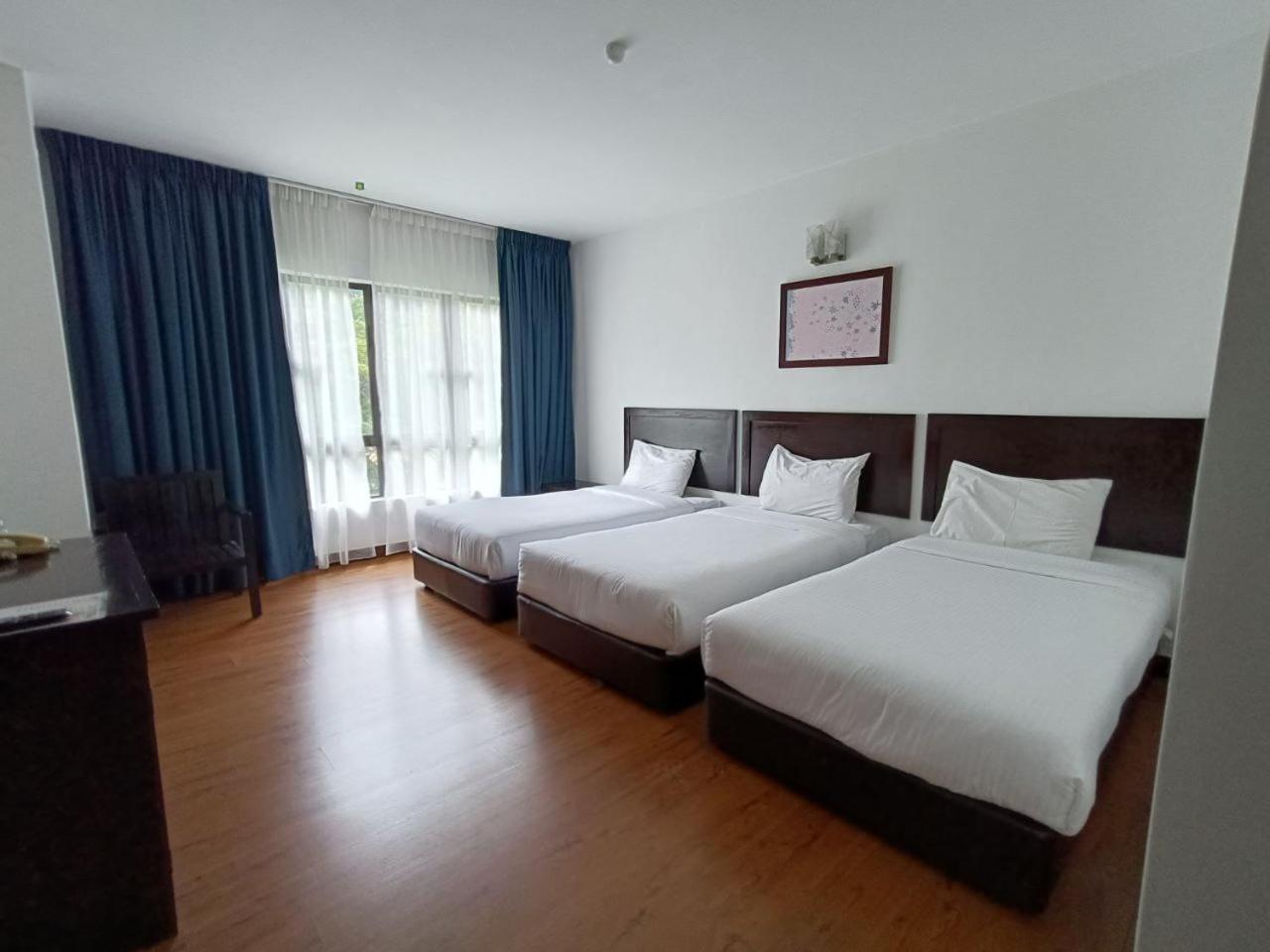 Erya By Suria Hot Spring Bentong Hotel Buitenkant foto