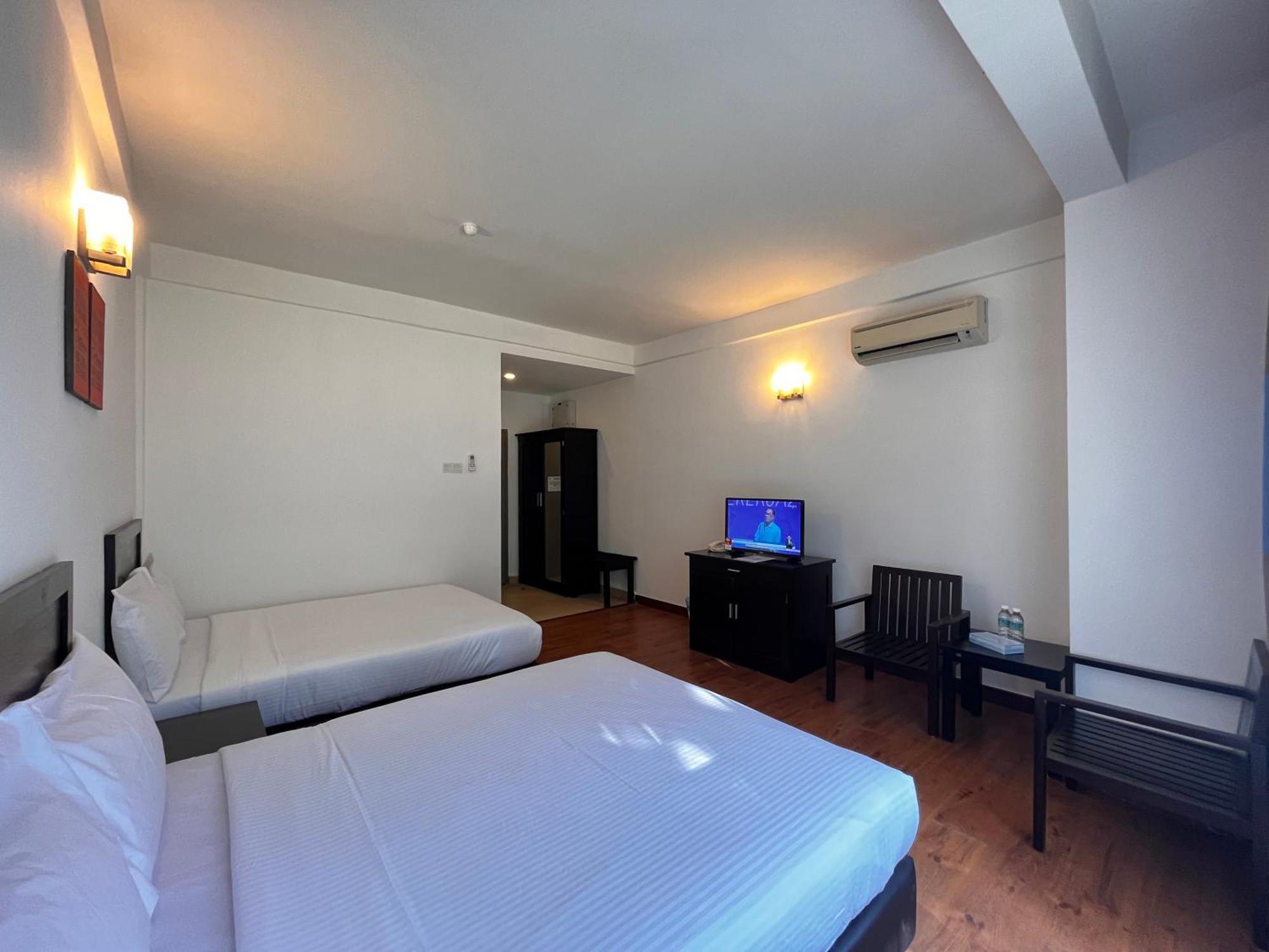 Erya By Suria Hot Spring Bentong Hotel Buitenkant foto