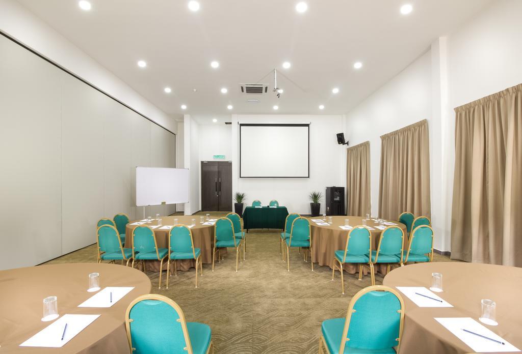 Erya By Suria Hot Spring Bentong Hotel Buitenkant foto