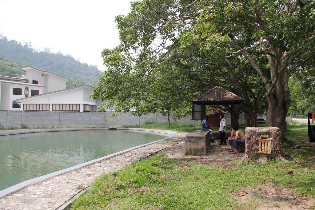Erya By Suria Hot Spring Bentong Hotel Buitenkant foto